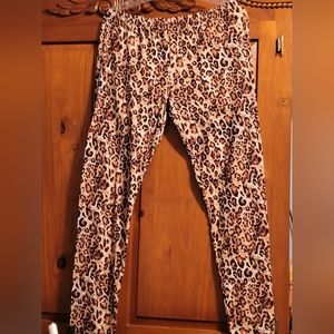 $45 Bobby Brooks 2XL Soft comfy vibrant luxurious, animal print sleep pants NWOT